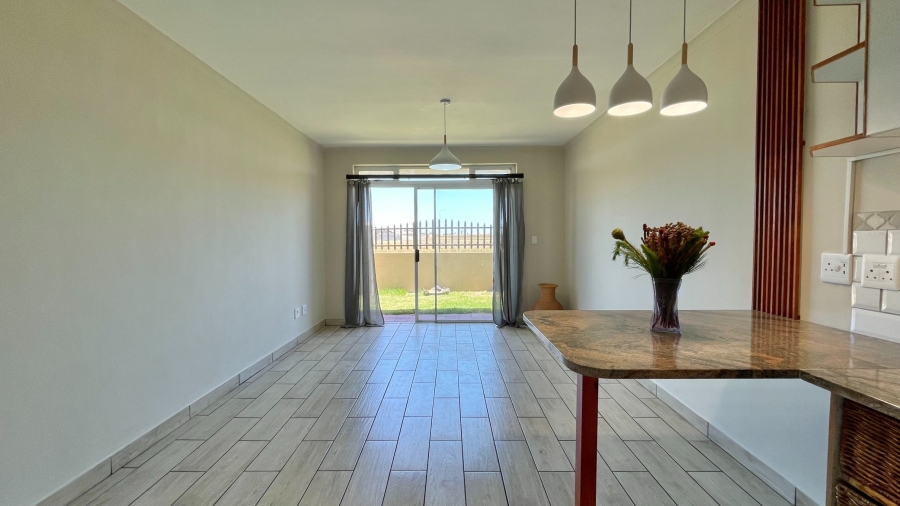 2 Bedroom Property for Sale in Whispering Pines Western Cape